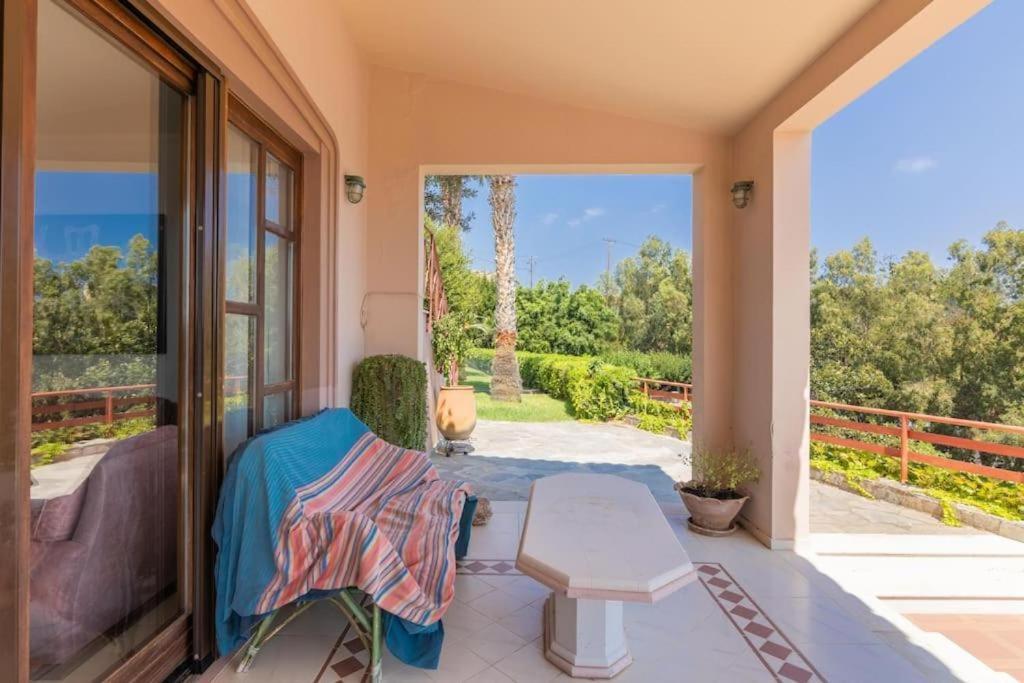Modern Villas With Gardens And Stunning Views Лигарья Экстерьер фото