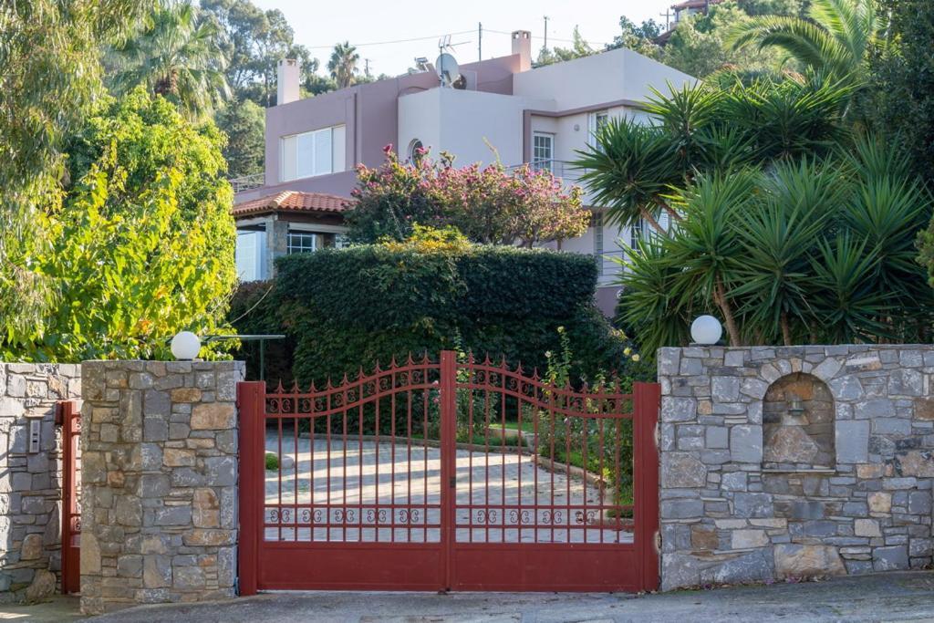 Modern Villas With Gardens And Stunning Views Лигарья Экстерьер фото